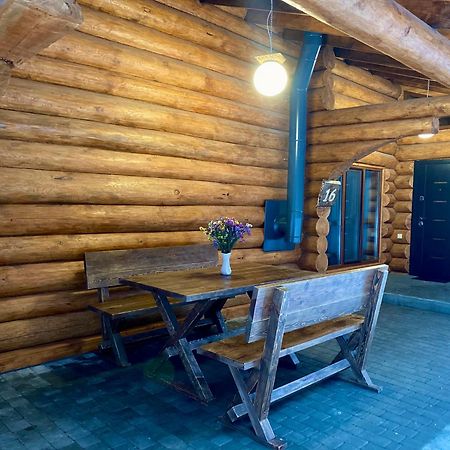 Resort Stariy Prud Pylypovychi Buitenkant foto
