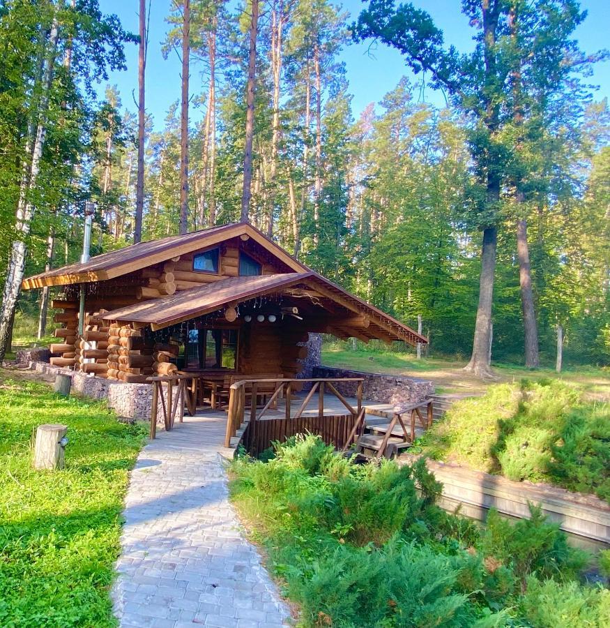 Resort Stariy Prud Pylypovychi Buitenkant foto