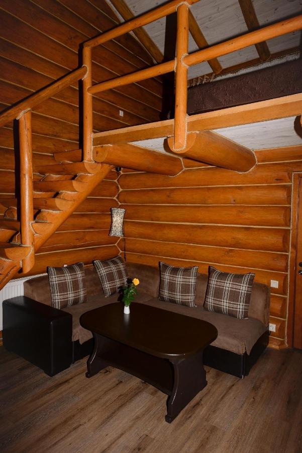 Resort Stariy Prud Pylypovychi Buitenkant foto