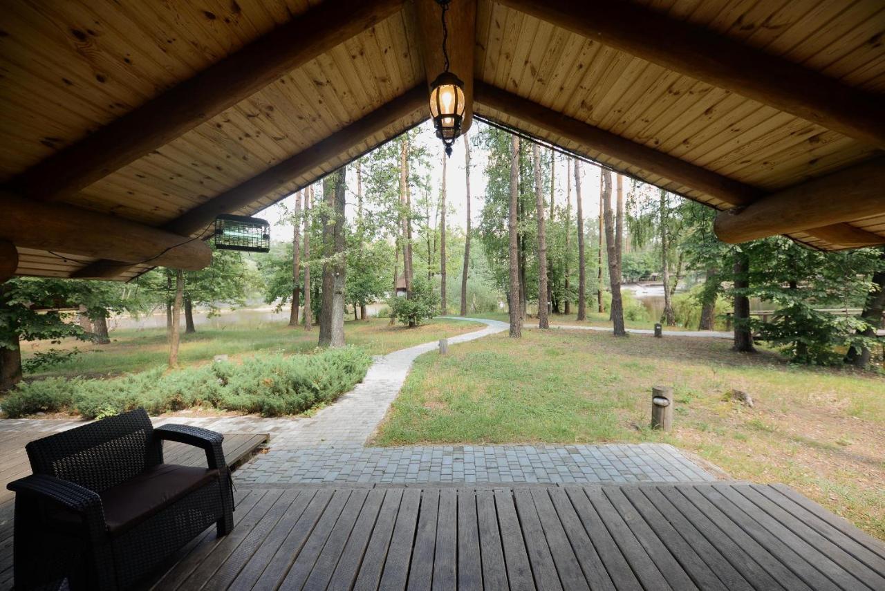 Resort Stariy Prud Pylypovychi Buitenkant foto