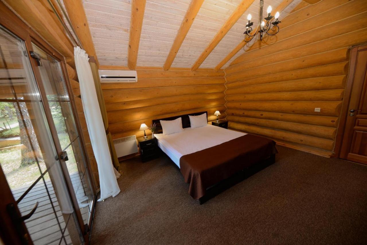 Resort Stariy Prud Pylypovychi Buitenkant foto